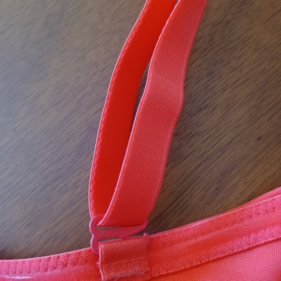 Gok Wan Convertable / strapless Bra - Picture 7 of 7